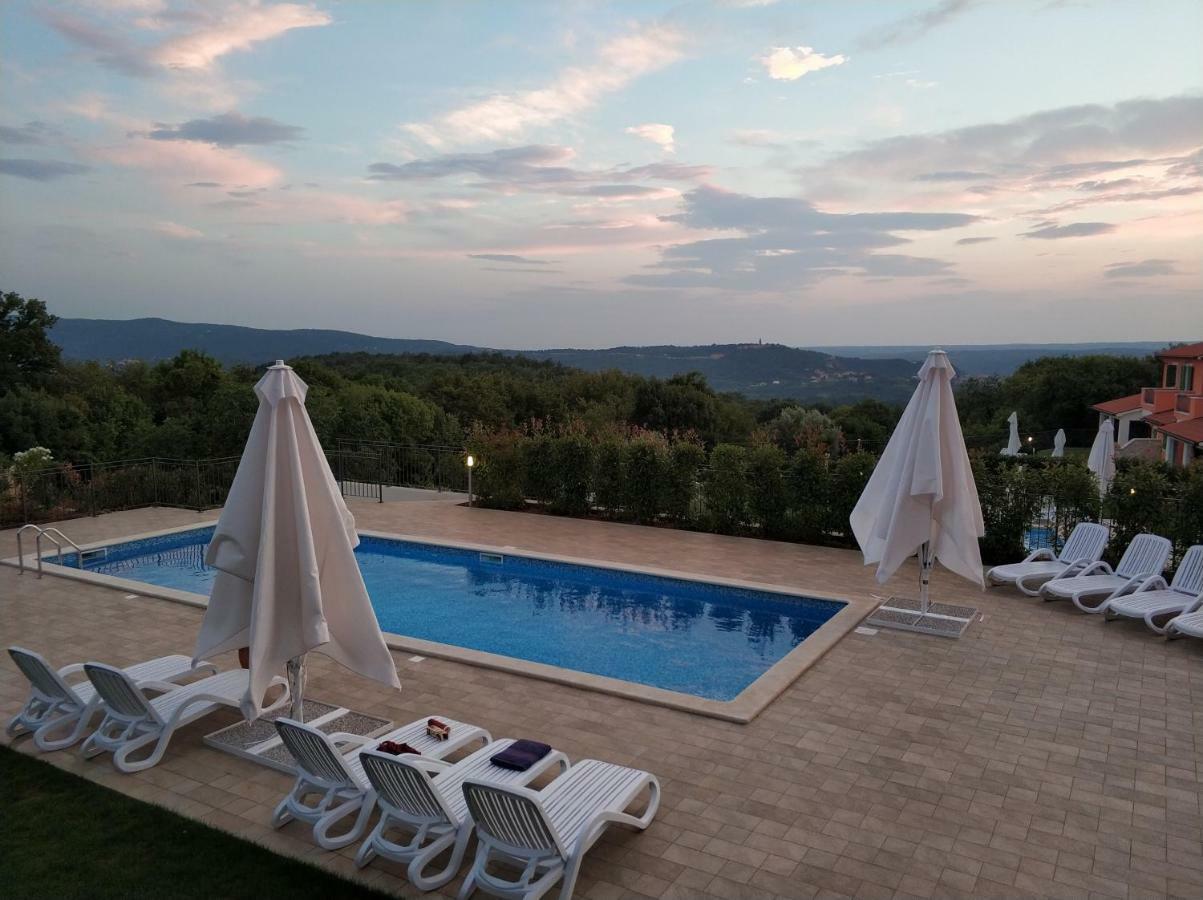 Athos Apartamento