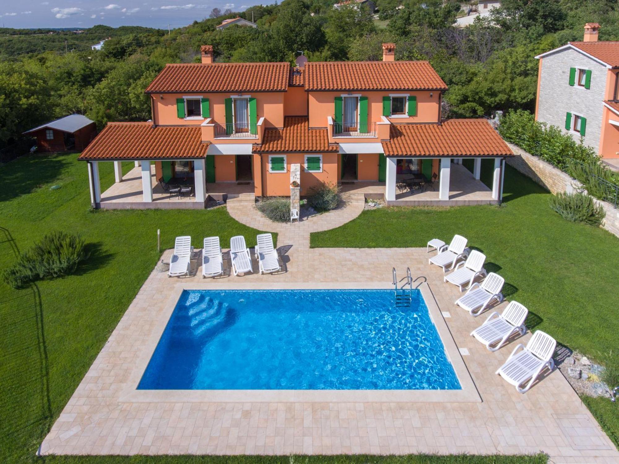 Apartment Athos Rabac